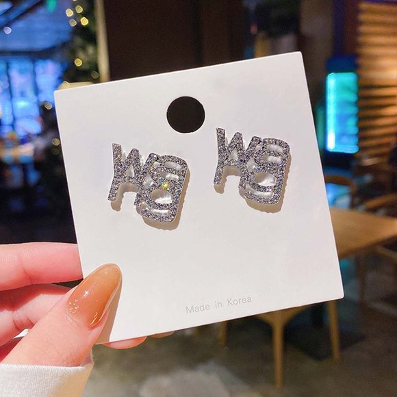 WANG Earrings - Picture 7 of 7